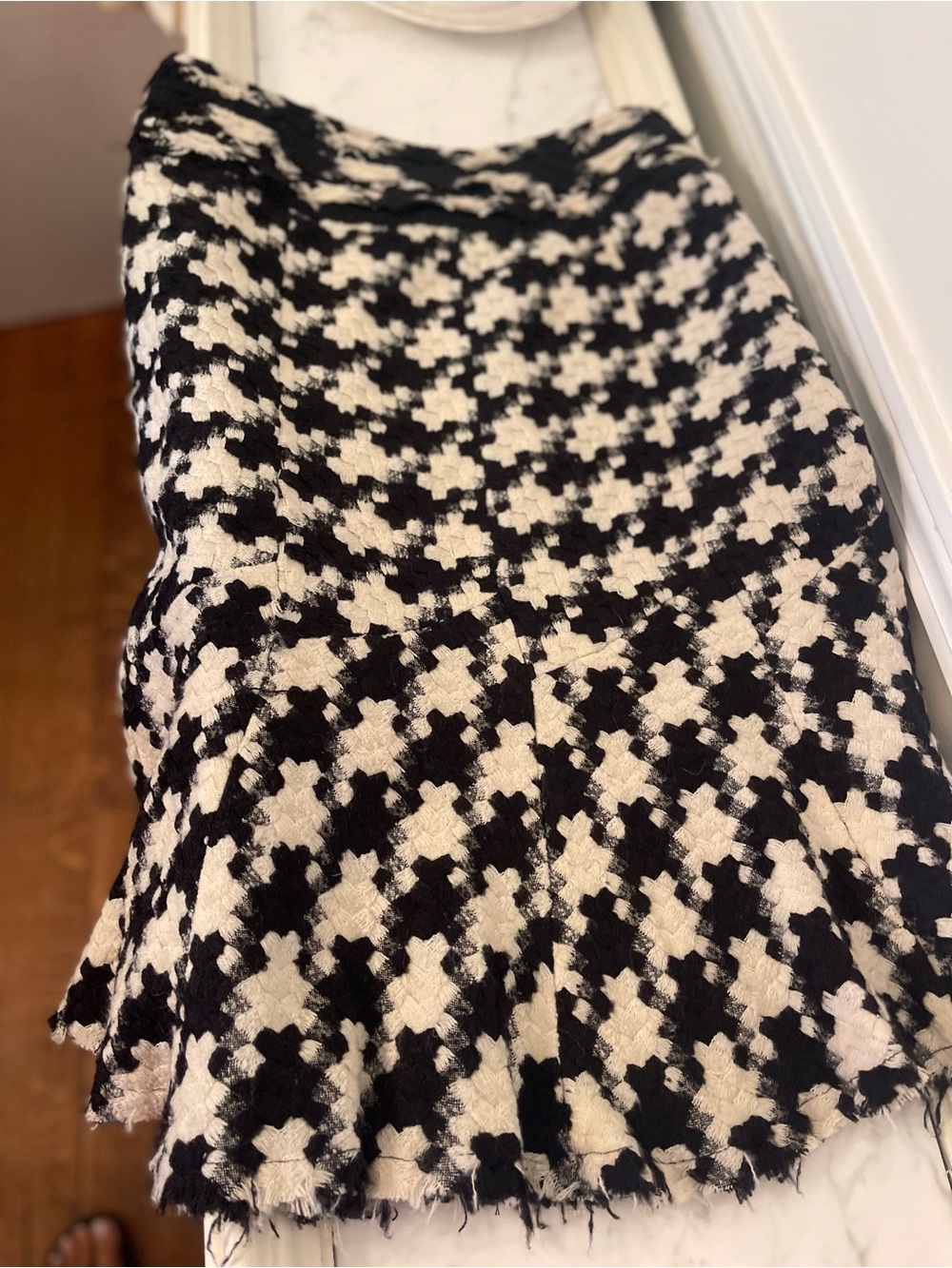 ECI New York Classic Wool Black and White Houndstooth Flared Skirt